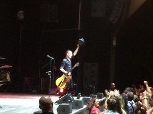 Nit per treure's el barret